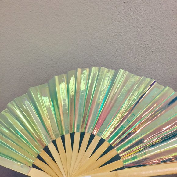 PRE-LOVED LASR - Liquid Shockwave Iridescent Fluid Rave Fan- MISC021 - Picture 6 of 6